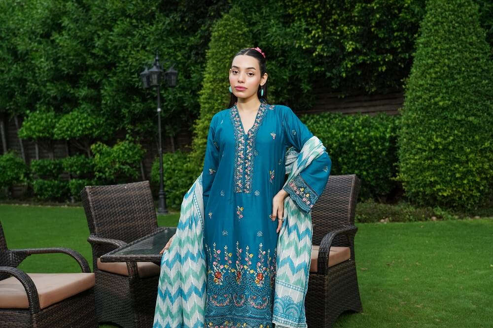IMG-20250923-WA0068 Samaa Airjet Embroidered Suit - Image 3