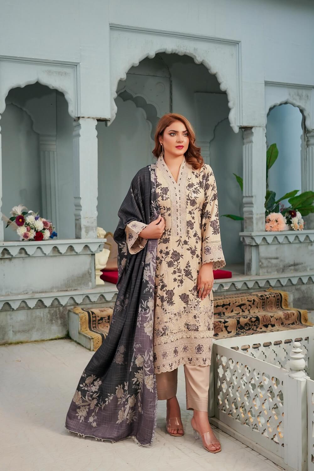 IMG-20250923-WA0098 Arwa Dhanak Embroidered Suit - Image 4