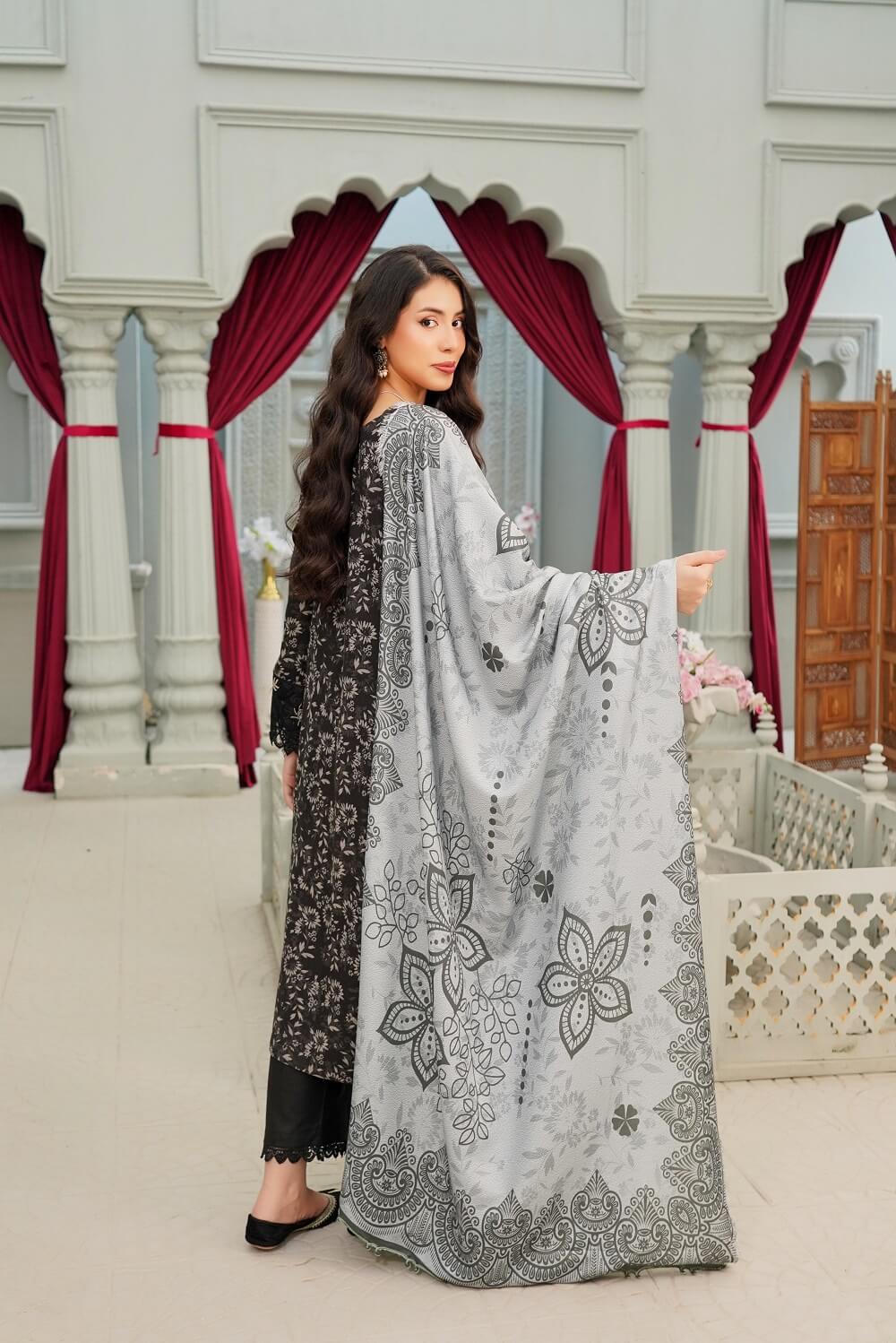 IMG-20250923-WA0099 Rania Dhanak Embroidered Suit - Image 2