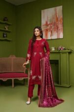 Fatima Dhanak Embroidered Suit