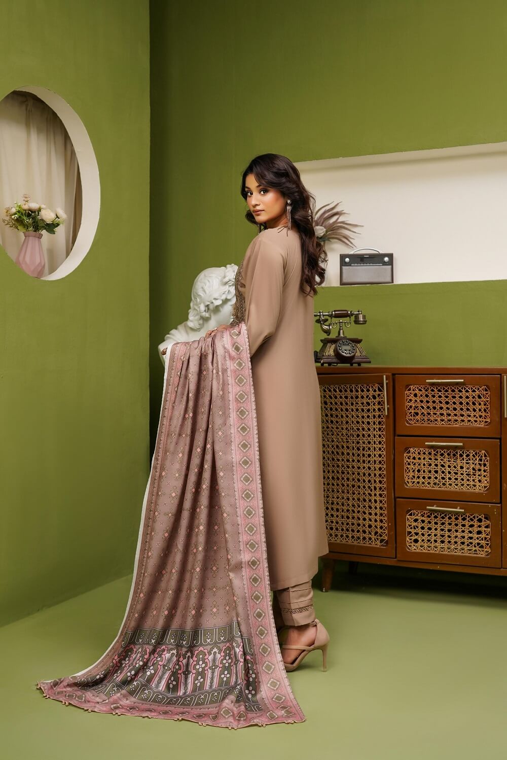 IMG-20250923-WA0114 Khadija Dhanak Embroidered Suit - Image 2