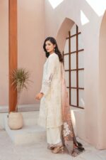 Eliza Winter Bloom Dhanak Ensemble - Image 2