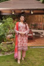 Munira Designer – Hoor Lawn Printed Elegance