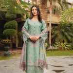 Munira Designer – Zoya Heavy Embroidered Lawn Suit (Copy)
