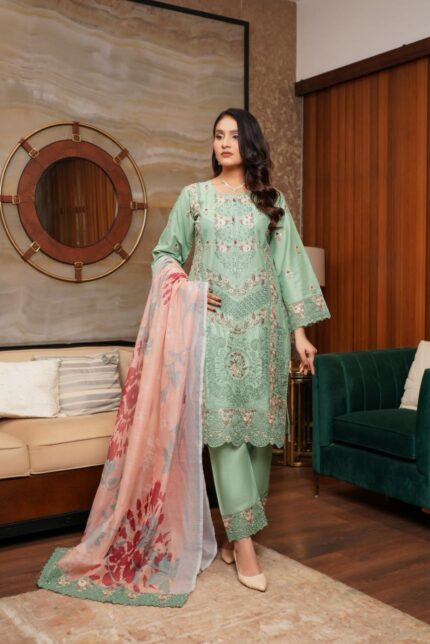 Aafiyah Mehr Pre-Eid Lawn Suit