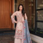 Laraib Noor Lawn Suit
