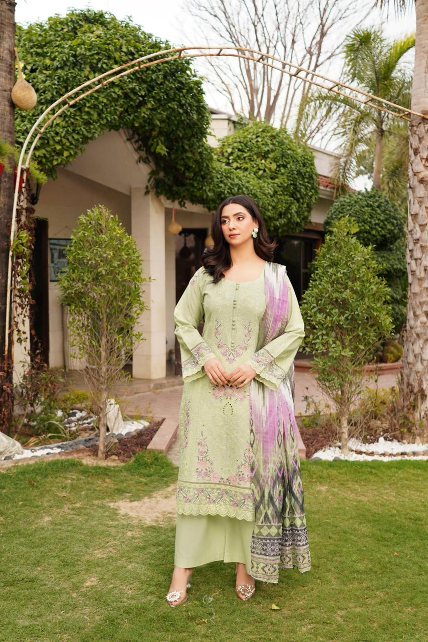 Zahra Bana Dora Lawn - Munira Designer Book 19 (3) Mehwish Luxe Lawn Set - Image 1