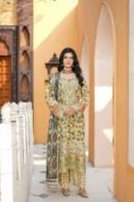 Rameen Pearl Elegance – Sandstone Grace