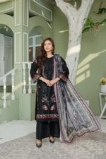 Roha Allure – Elara Festive Bana Dora Suit