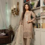 Arooshy Emerald Grace Suit