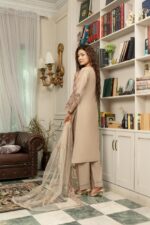 Arooshy Emerald Grace Suit - Image 2