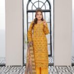 Zimmal Emerald Floral Lawn Set