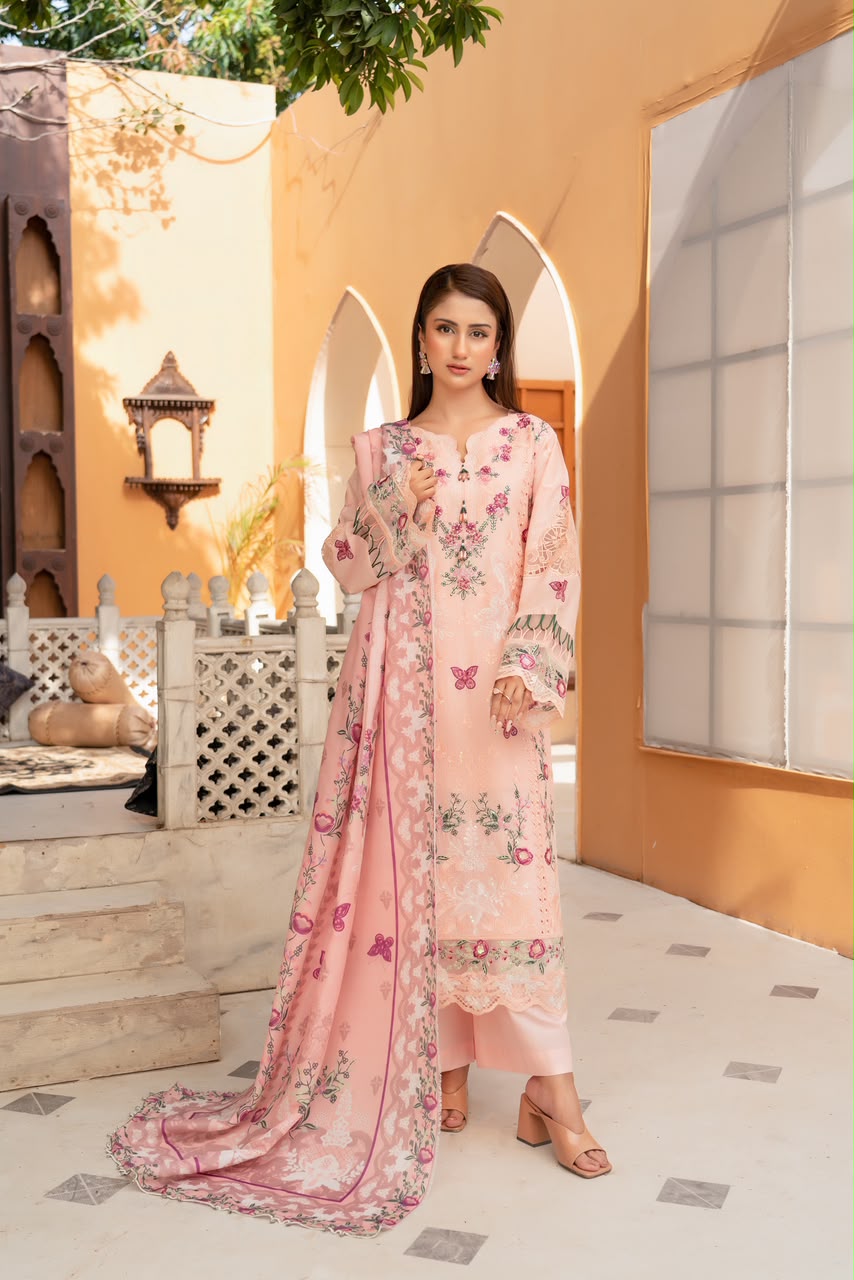 Soraya 2 Lawn Suit Munira Designer 7 Soraya 2 Lavender Luxe Lawn Suit - Image 1