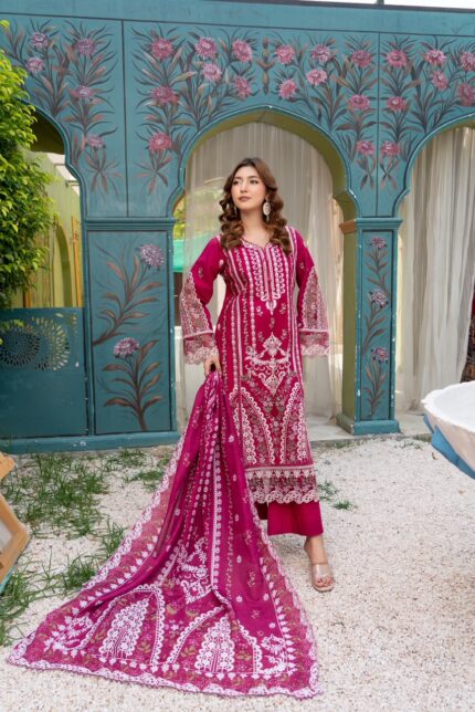 Humaira Noir Elegance Lawn Suit