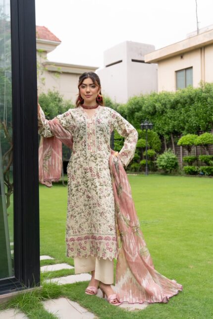 Mehreen Signature Luxe Lawn Suit