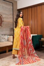 Mehreen Golden Bloom Lawn Suit - Image 2