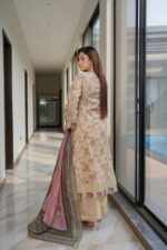 Wani Elegant Essence Lawn Set - Image 5