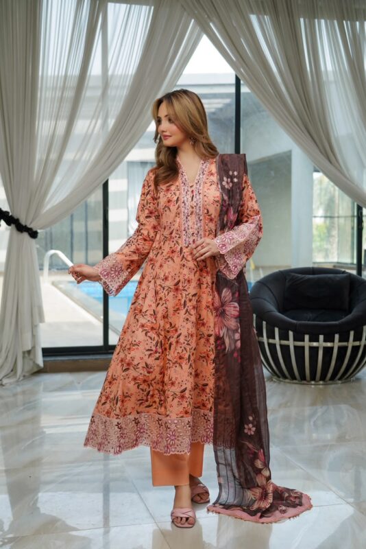Wani Blossom Charm Lawn Set