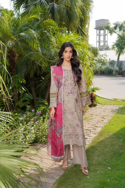 Zaveya Signature Luxe Lawn Suit