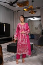 Ayesha – Contemporary Elegance