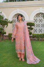 Mahnoor – Graceful Tradition