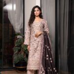 Sarinah Eclipse Heritage Petals Dhanak